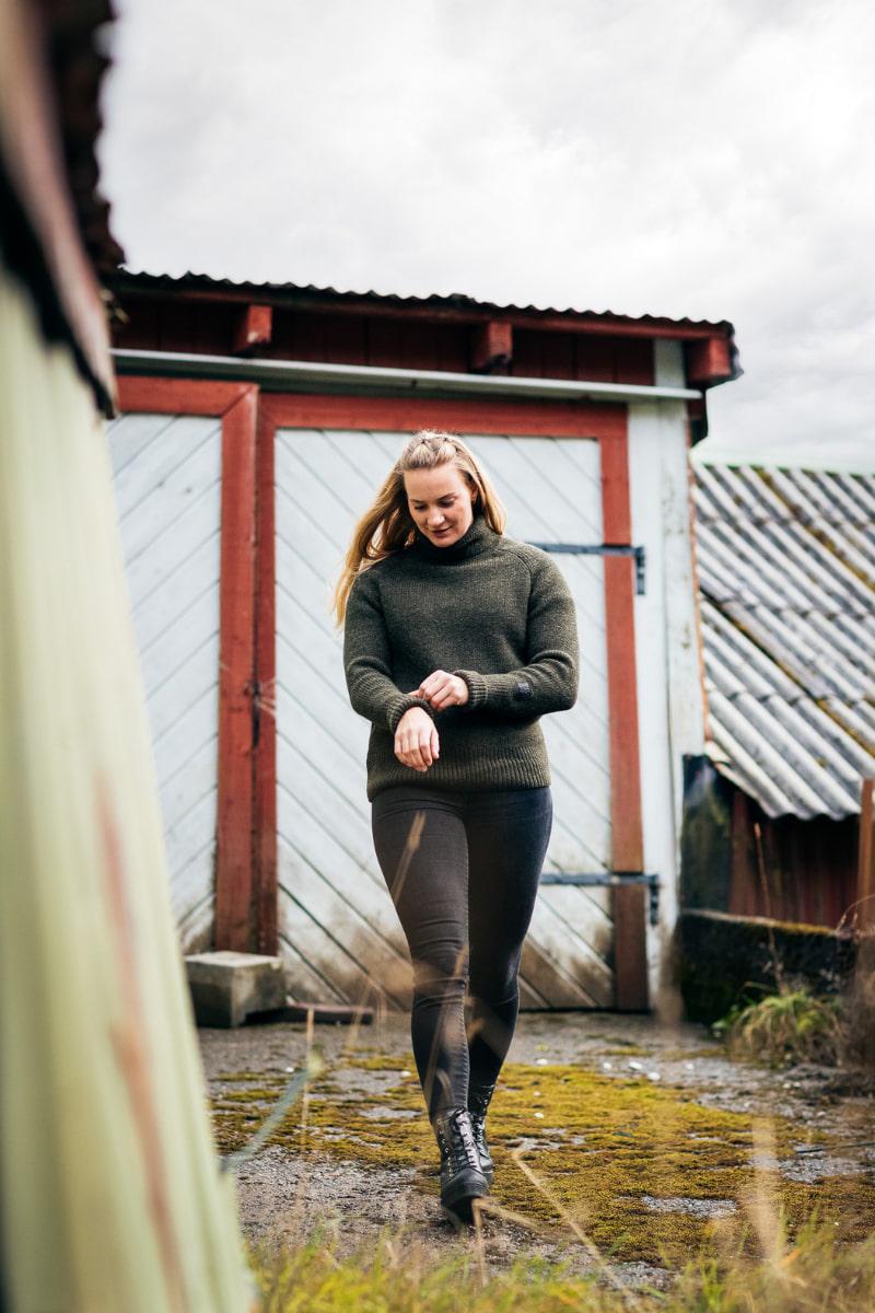 Lanullva Eilif Genser Dame, Grønnbakken-Lanullva