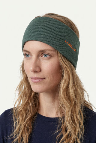 Hustadvika 2.0 Wollstirnband für Erwachsene in Moosgrün am Everyday-Model